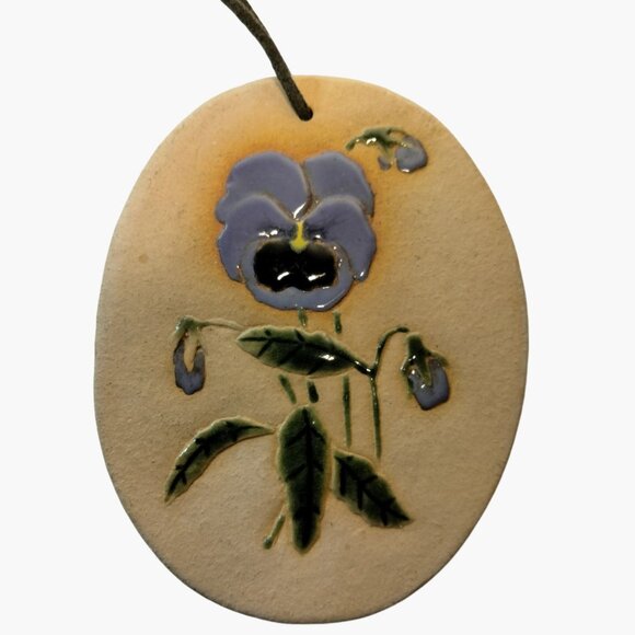 Elaine Studio Pansy Flower Clay Ornament Country Cottage Billings Montana USA - Picture 1 of 5